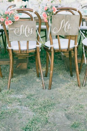 Decoración de sillas para bodas